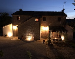 Toàn bộ căn nhà/căn hộ Restored 4/5 Bedroom Farmhouse With Pool And Contemporary Interior (Ostra Vetere, Ý)
