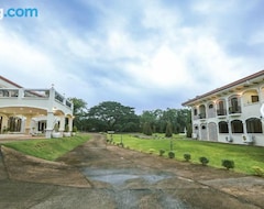 Khách sạn The Suites @ Bellavista (Isabel, Philippines)