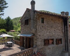 Khách sạn La Cupolina (Vicchio, Ý)