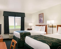 Hotel Travelodge by Wyndham Clinton Valley West Court (Clinton, Sjedinjene Američke Države)