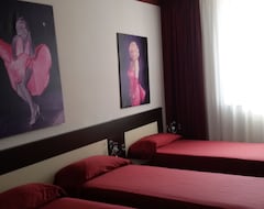 Bed & Breakfast Merylinn Guest House (Battipáglia, Ý)