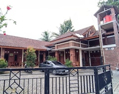 Hotel SPOT ON 93819 Homestay Shinta (Magelang, Indonezija)