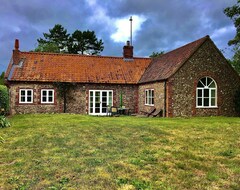 Koko talo/asunto Cancellation Very Popular Ground Floor Cottage Dog Friendly (Cley next the Sea, Iso-Britannia)