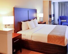 Hotel Quality Suites Las Colinas Center (Irving, USA)