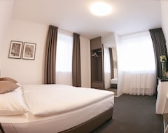 Khách sạn Villa na Vinici (Praha, Cộng hòa Séc)