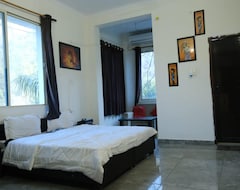 Bed & Breakfast Hotel Vardan - Ayur Stay (Bijni, Indien)