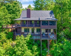 Hele huset/lejligheden Relaxing Salem House With Boat Slip & Mtn Views! (Salem, USA)