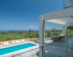 Khách sạn Bozonos Luxury Villa (Akrotiri, Hy Lạp)