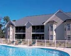 Khách sạn Village At The Glens Golf Resort (Little River, Hoa Kỳ)