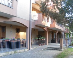 Hele huset/lejligheden Spacious And Bright Apartment For 6 + 2 Persons (Cérvia, Italien)