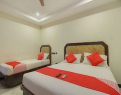 Khách sạn OYO 15948 Hotel Srees (Tiruchirappalli, Ấn Độ)