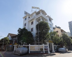 Khách sạn Royal Luxury Hotel - SÀi ĐỒng, Long BiÊn (Hà Nội, Việt Nam)
