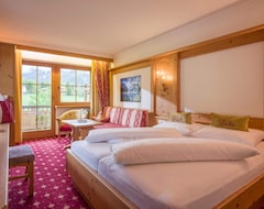 Khách sạn Liebes Caroline 4-Sterne-Hotel (Pertisau, Áo)