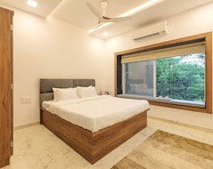Entire House / Apartment Cosmicstays Casa Ivory Pool Villa Mulshi (Pragpur, India)
