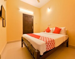 Khách sạn OYO 15099 New Queens Residency (Kochi, Ấn Độ)