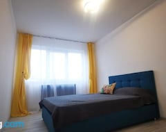 Entire House / Apartment Nikos Residence (Săbăoani, Romania)