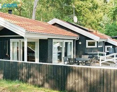 Toàn bộ căn nhà/căn hộ Four-bedroom Holiday Home In Nexo 3 (Nexø, Đan Mạch)