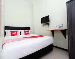 Hotel OYO 1815 Gatsu Residence (Semarang, Indonezija)