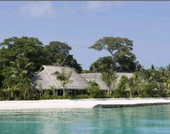 Hotel Kuramathi Cottage & Spa (Atolón de Rasdu, Islas Maldivas)