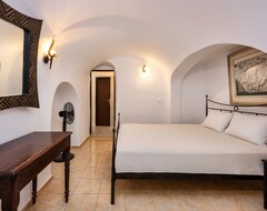 Hotel Lava Suites & Lounge (Fira, Grčka)