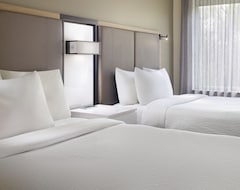 Hotelli SpringHill Suites Charlotte University Research Park (Charlotte, Amerikan Yhdysvallat)