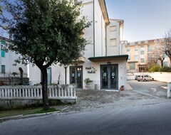 Khách sạn Nobile (Chianciano Terme, Ý)