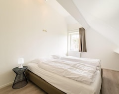 Cijela kuća/apartman Fazant Is A Comfortable Villa With Sauna And Jacuzzi, In A Dune Environment. (Buren, Nizozemska)