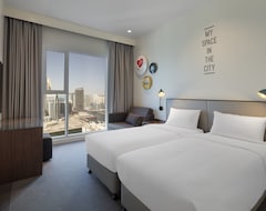 Hotel Rove Dubai Marina (Dubai, United Arab Emirates)