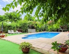 Cijela kuća/apartman Stunning Private Villa For 4 People With Wifi, Pool, Tv, Terrace, Pets Allowed And Parking (Burriana, Španjolska)