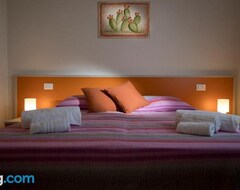 Bed & Breakfast Villa Noemi Segesta (Castellammare del Golfo, Ý)