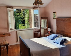 Hotel Double Room With Garden View (Saint-Baslemont, Frankrig)