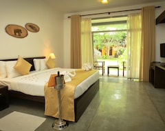 Hotel Grand Udawalawe Safari Resort (Embilipitiya, Šri Lanka)