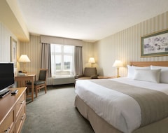 Khách sạn Days Inn By Wyndham Orillia (Orillia, Canada)