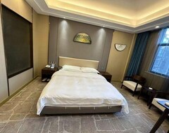 Khách sạn New World Hotel Yangzhong (Yangzhong, Trung Quốc)