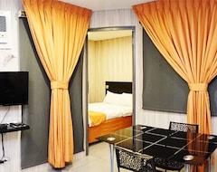 Jade Hotel And Suites (Makati, Filipini)