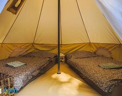 Khu cắm trại Glamping Na Bide (Borek, Cộng hòa Séc)