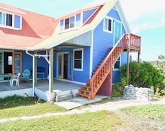 Hele huset/lejligheden Beautiful Oceanside 1,2 Or 3 Bedroom House On Secluded Protected Cove (Salt Pond, Bahamas)