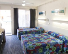 Khách sạn Coastal Bay Motel (Coffs Harbour, Úc)