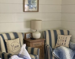 Entire House / Apartment Maine Premium Lake Cottage Newly Built (Newport, USA)