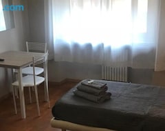 Bed & Breakfast Room 14 (Rome, Italy)