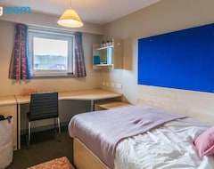 Hele huset/lejligheden For Students Only Private Ensuite Rooms With Shared Kitchen At Pittrodrie Street (Aberdeen, Storbritannien)