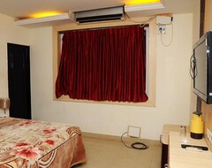 Hotel Mars (Chennai, India)