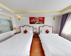 Queen T&t Dalat Hotel (Da Lat, Vietnam)