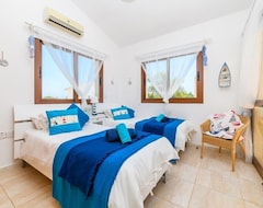 Tüm Ev/Apart Daire 2 Bedroom Detached Villa With Own Pool In Ayia Thekla (Sotira, Kıbrıs)