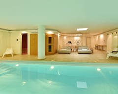 Toàn bộ căn nhà/căn hộ Aqua Villa - Exclusive Villa With Indoor Pool And Spa In Athens Riviera (Elliniko, Hy Lạp)