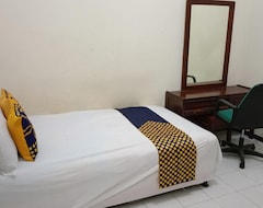 Hotelli Oyo 92773 Griya Trubus Syariah (Tuban, Indonesia)