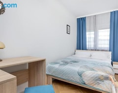 Hele huset/lejligheden Cozy And Comfortable Wola Apartment By Renters (Warszawa, Polen)