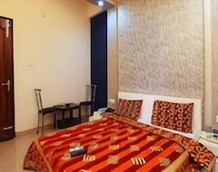 Hotel Viren Sofitel (Agra, India)