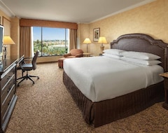 Delta Hotels By Marriott Anaheim Garden Grove (Garden Grove, USA)
