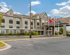 Khách sạn Clarion Pointe (Columbus, Hoa Kỳ)
